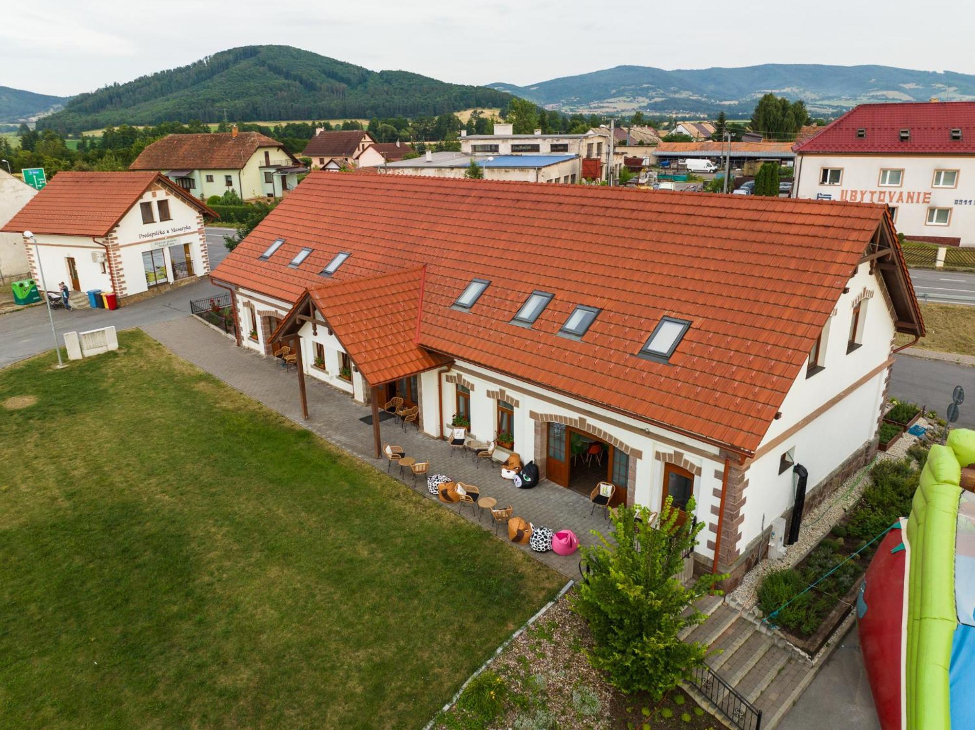 Rezort Masarykov Dvor Pstrusa Exterior foto